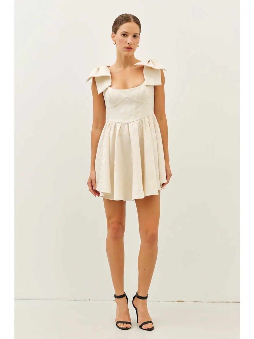 (712) Lovely Textured Flare Mini Dress with Bow Straps - M - NWT